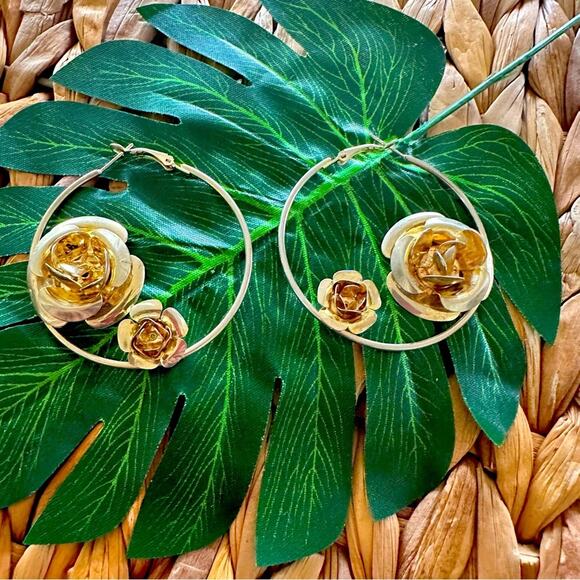 BOHO FREE GOLDEN ROSE STATEMENT EARRINGS - Picture 1 of 6
